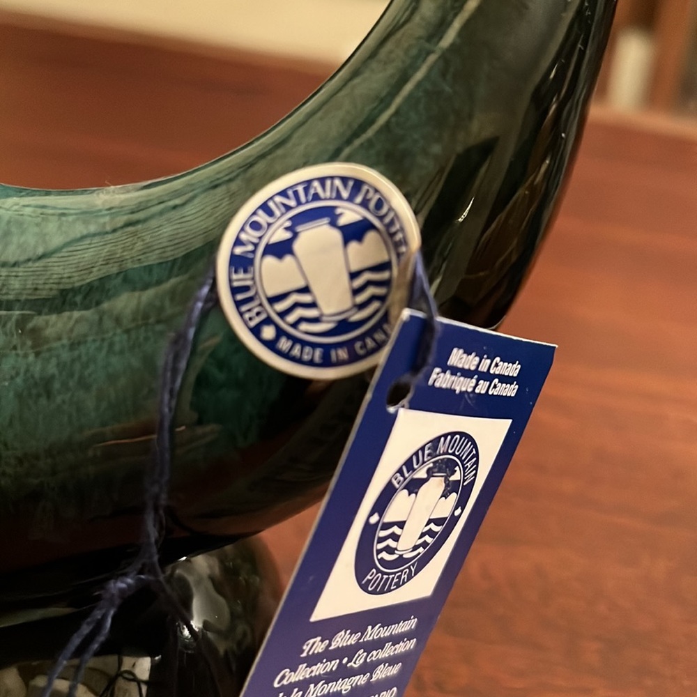 Blue Mountain Pottery Dolphin NWT - Picture 3 of 6